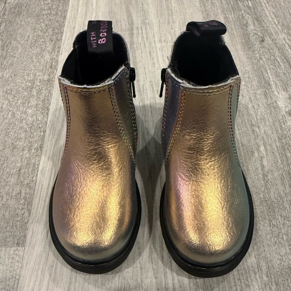 Dr. Martens Rainbow Iridescent Chelsea Boots - Picture 2 of 5